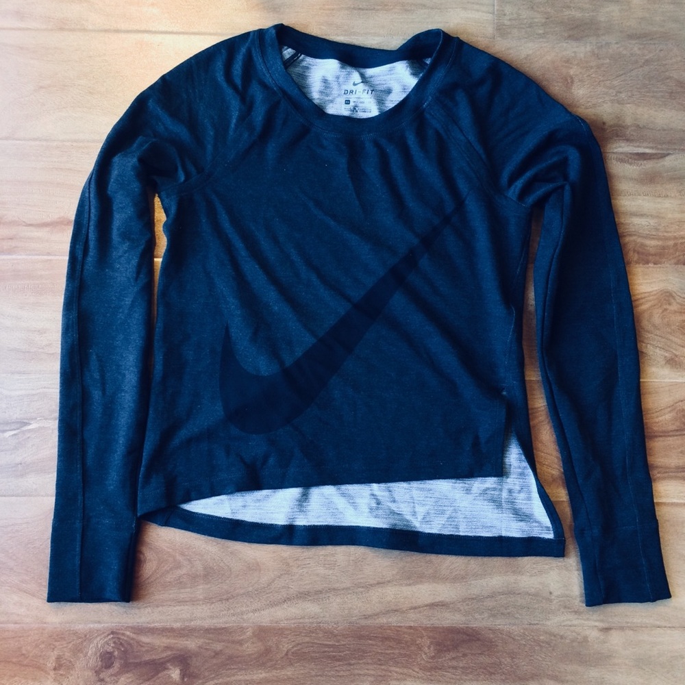 Nike Logo Sphere Dry Training Long Sleeve Top